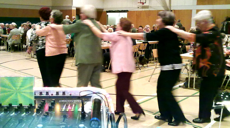 Seniorenweihnachtsfeier in Nebra - Musik by DJ Rainer